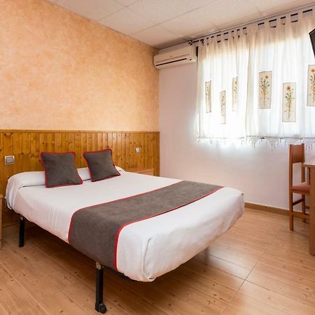 Oyo Hotel Los Alamos 普拉森西亚 外观 照片
